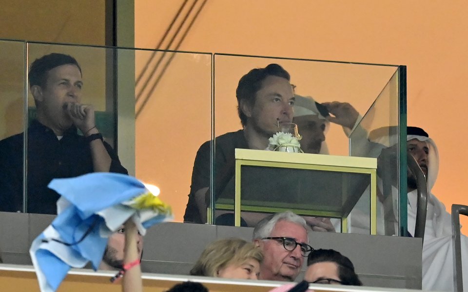 Твърди се, че Илон Мъск, който може да се похвали