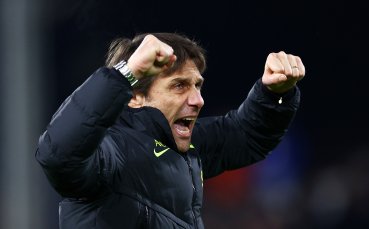 Антонио Конте е обвързан с Тотнъм до края на настоящата