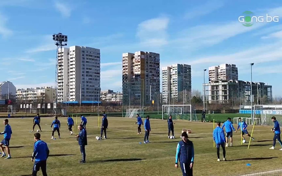 Левски продължава подготовката си за гостуването на Пирин в мач