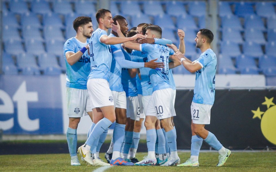 Арда и Локомотив Пловдив играят при 2:0 в мач от 20-ия