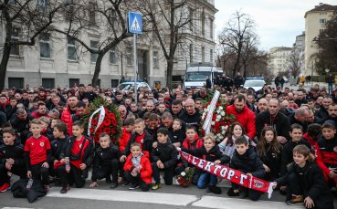 Фенове на ЦСКА отдадоха почит към Апостола на свободата