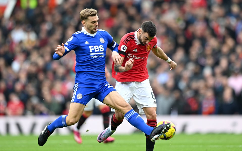 Манчестър Юнайтед и Лестър Сити играят при резултат 1:0 в мач