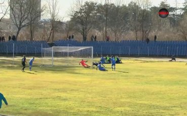 Изигра се 19 ият кръг във Втора лига В него имаше