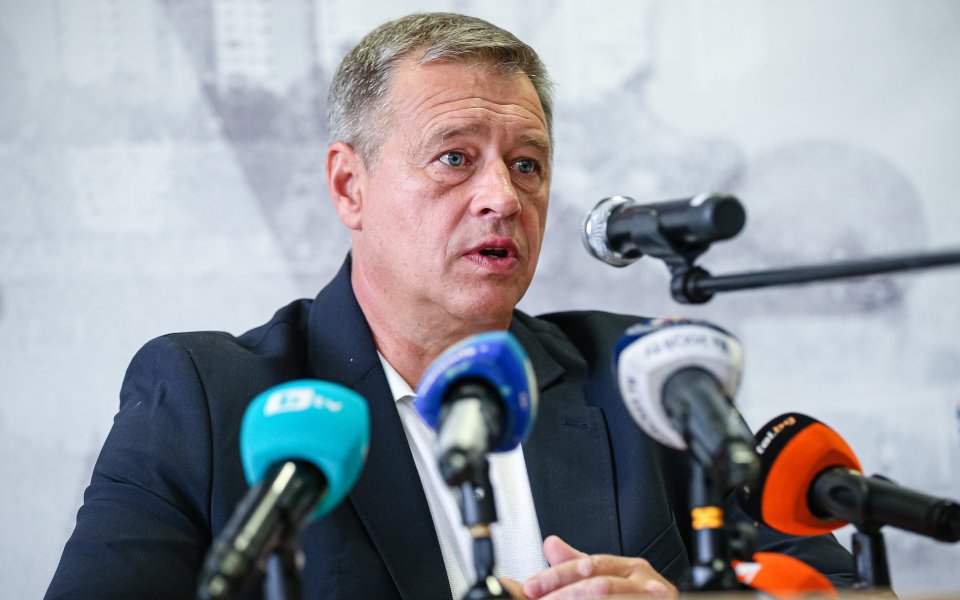 Иво Ивков вече няма да бъде изпълнителен директор в Левски.