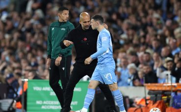 Фил Фодън се появява само спорадично в титулярния състав на