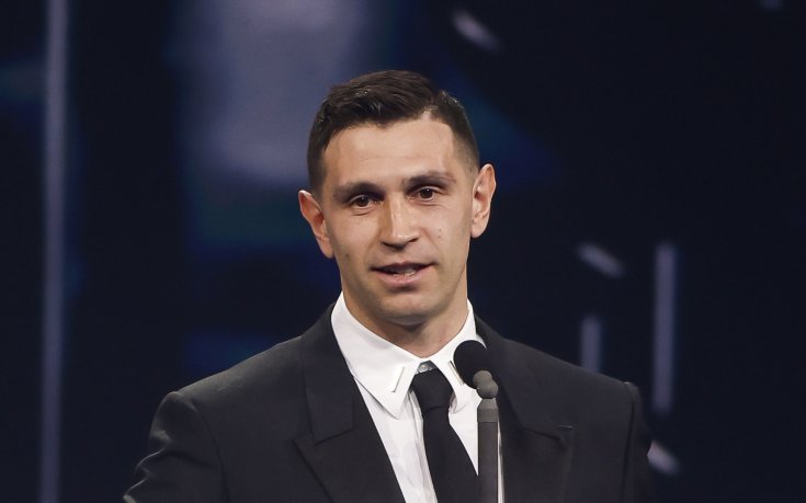 Дибу Мартинес е вратар на годината