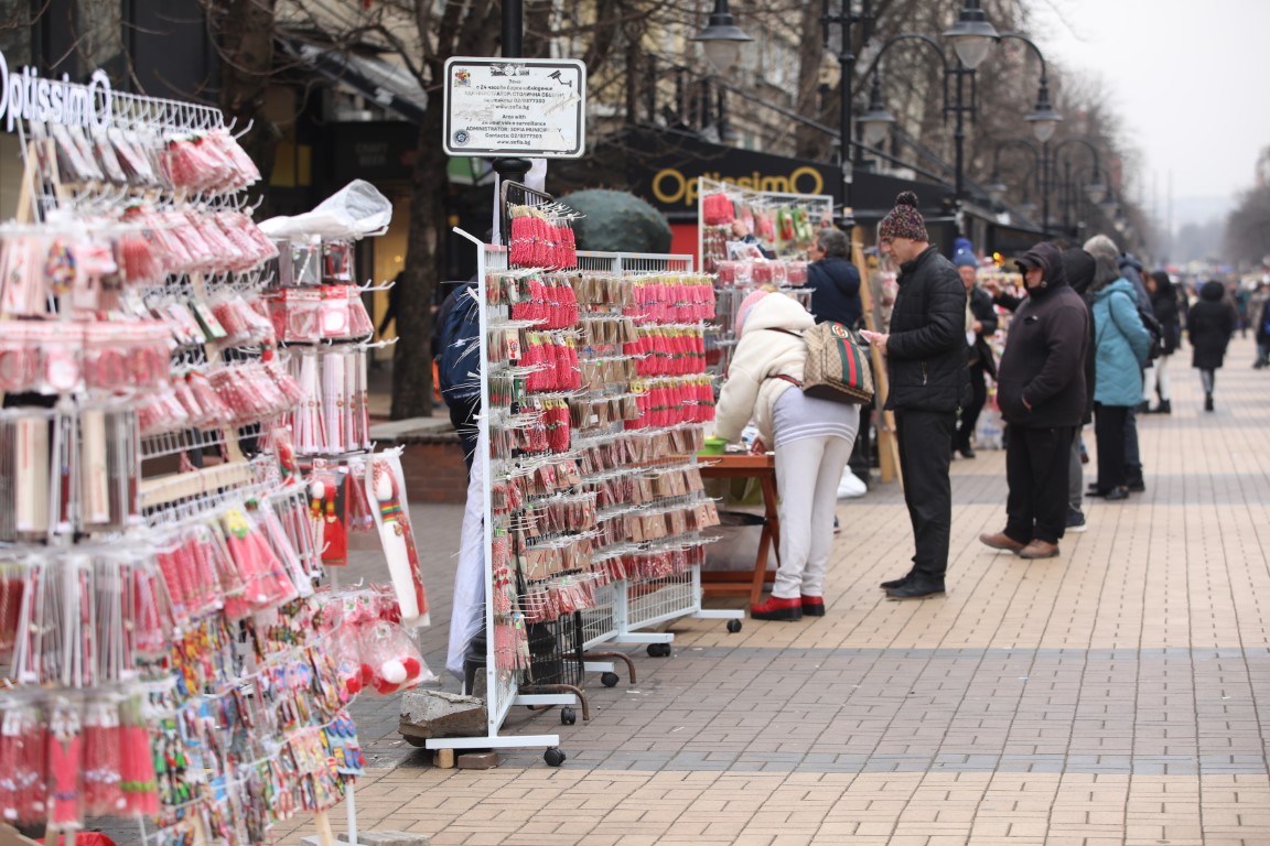 <p>Огромно е разнообразието на мартеници.</p>