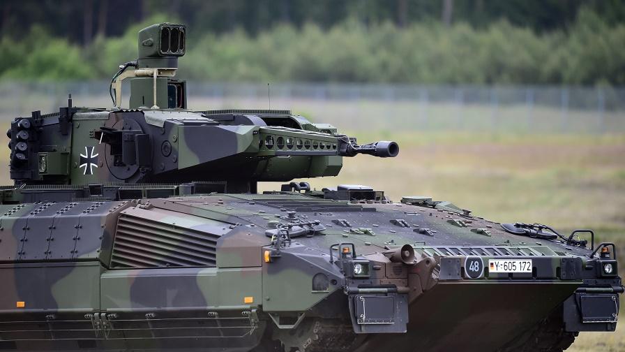 "Райнметал" иска да построи завод за танкове в Украйна