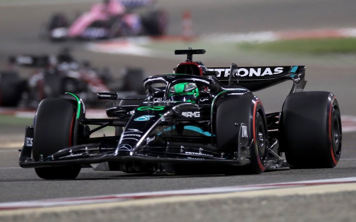 В Мерцедес правят видими промени по болида си