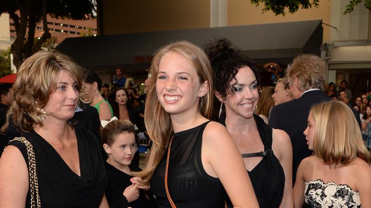  Мая Хоук, която разцъфва пред очите ни 