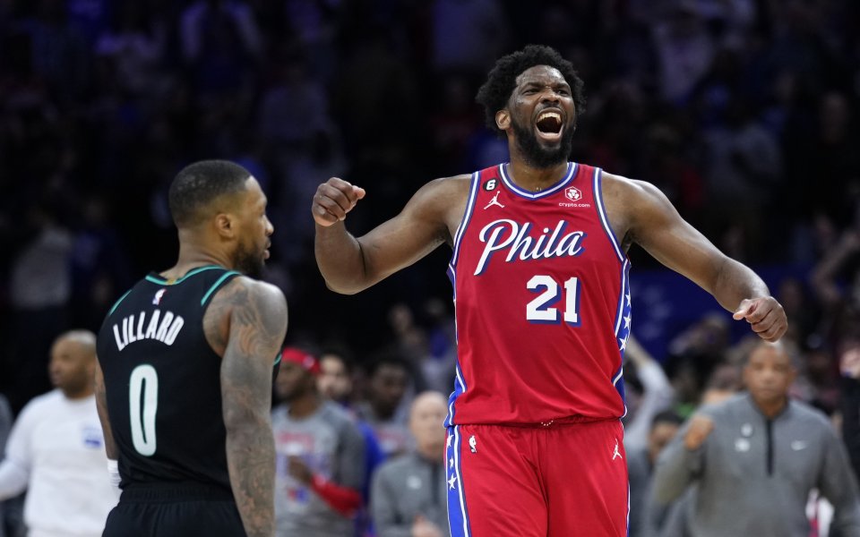 Джоел Ембийд вкара кош 1.1 секунди преди края на редовното