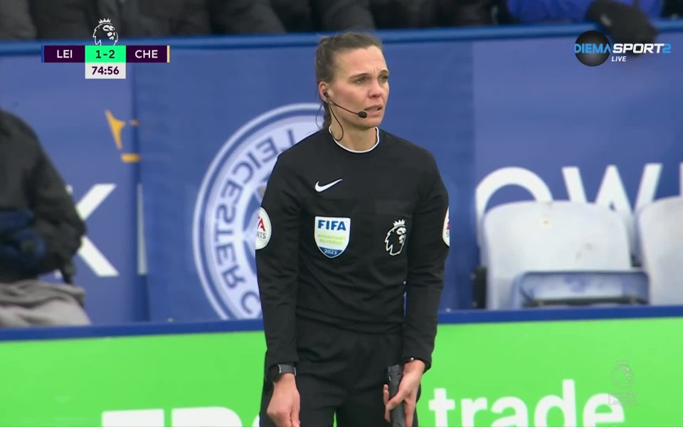 Втори гол на Челси бе отменен в мача срещу Лестър.