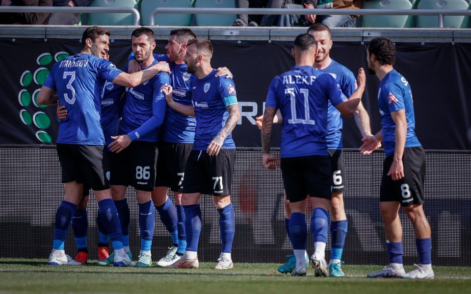 Черно море се противопостави максимално на Лудогорец, но в крайна