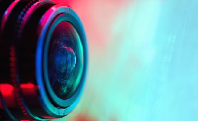 Наблюдават ли ви? Как да откриете скрита камера в кабинет, хотел или съблекалня