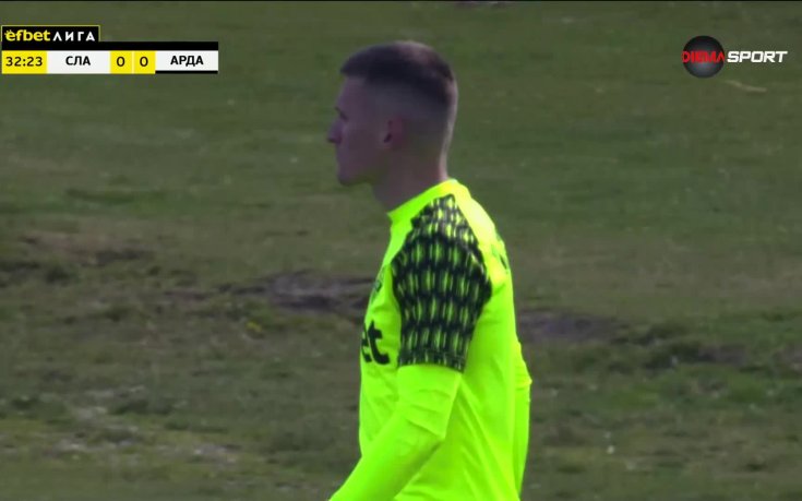 Отличната намеса на Анатоли Господинов срещу Славия