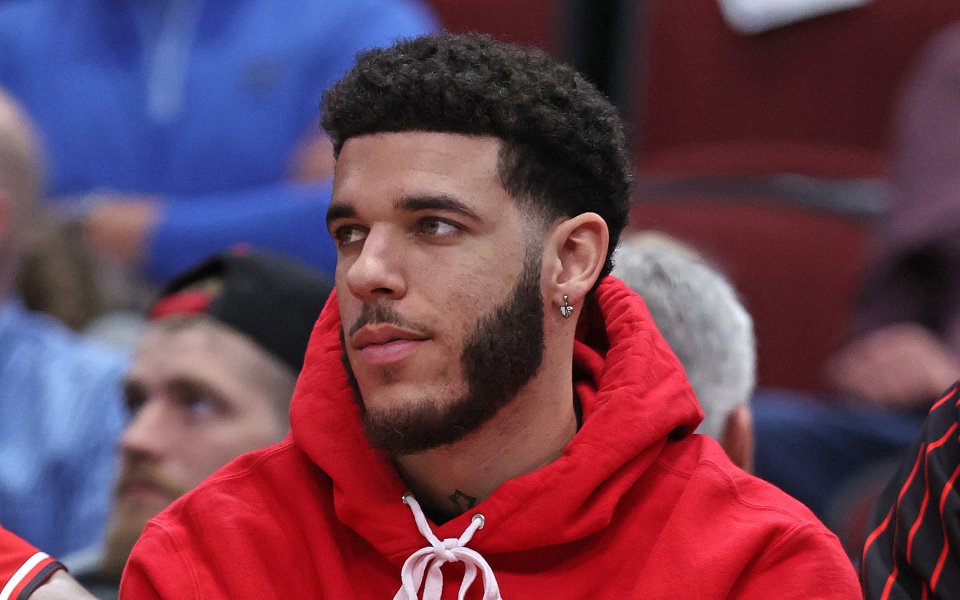 Баскетболистът на Чикаго Булс Лонзо Бол ще бъде извън игра