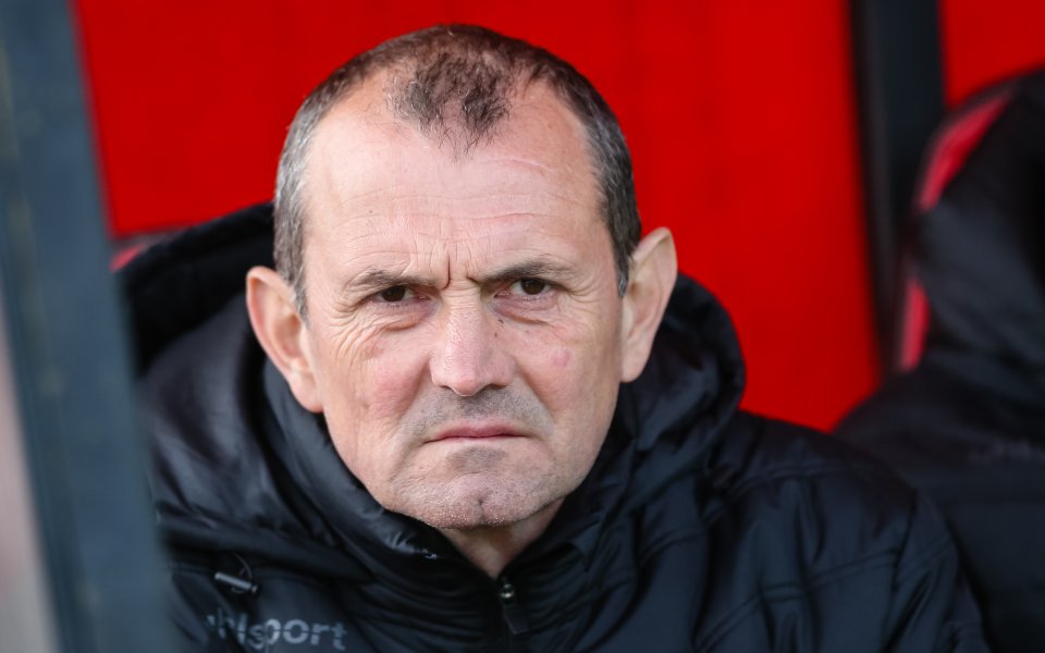 След края на дербито между Локомотив София и Славия, спечелено