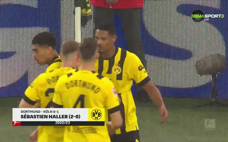 През тези две седмици футболнит свят ще бъде залят с