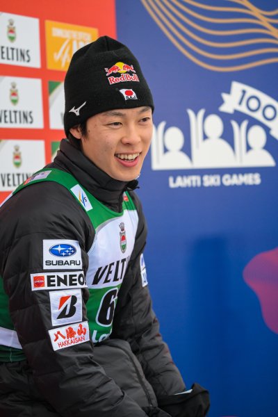 Рьою Кобаяши спечели състезаниетo по ски скок в Лахти1