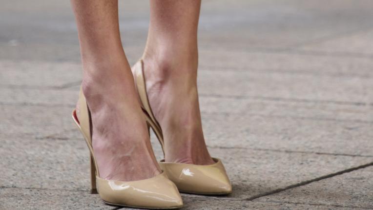  Испанската кралица Летисия е прелестна в лилаво 