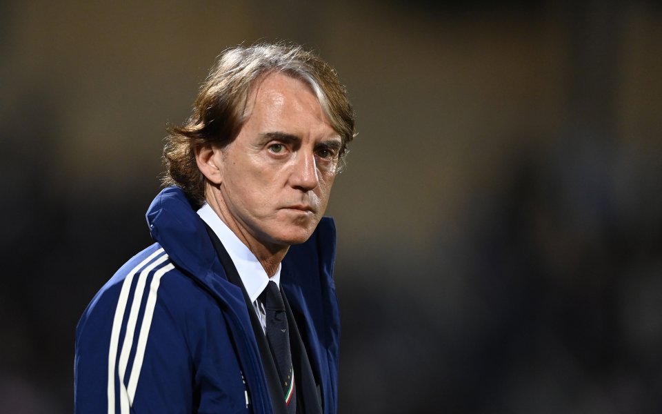 Войната спря Роберто Манчини за Катар