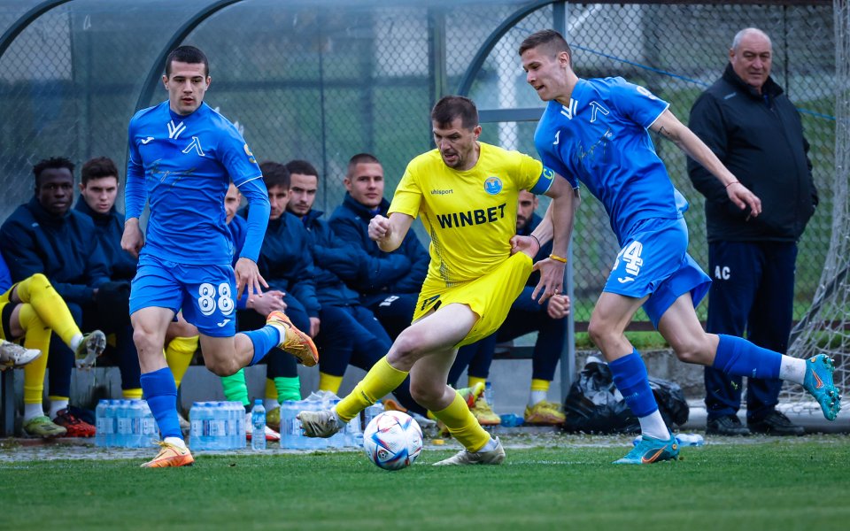 Левски играе при резултат 0:0 срещу втородивизионния Марица Пловдив във