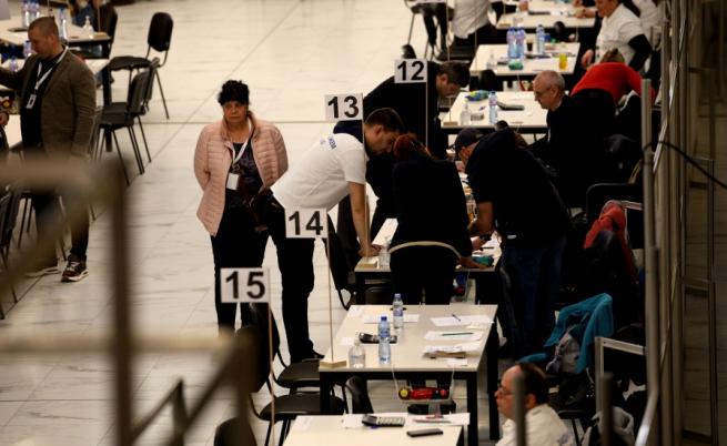 ЦИК очаква изборните протоколи от още 5 района в страната