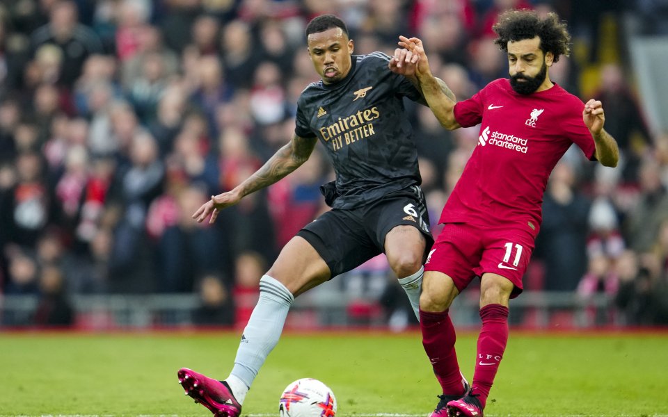 Ливърпул играе при срещу лидера Арсенал в последен сблъсък от