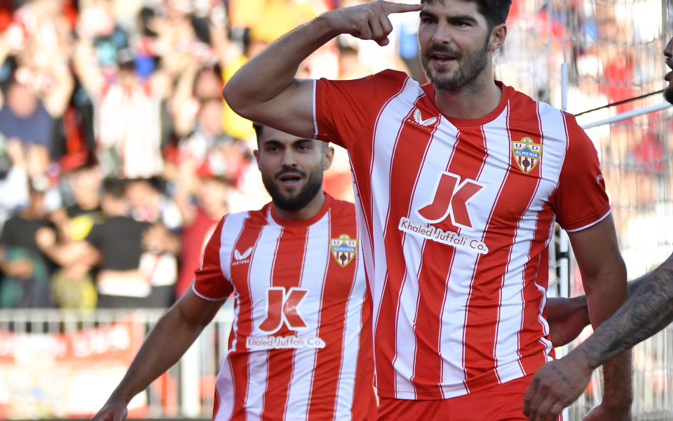 Скромният отбор на Алмерия постигна изключително ценна и важна победа