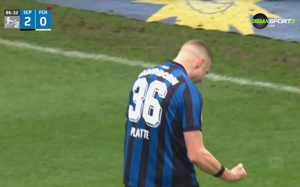 Падерборн победи Ханза Рощок с 3:0 в мач от 28-ия