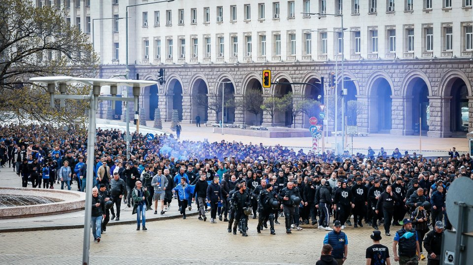 Шествие на феновете на Левски преди дербито с ЦСКА1