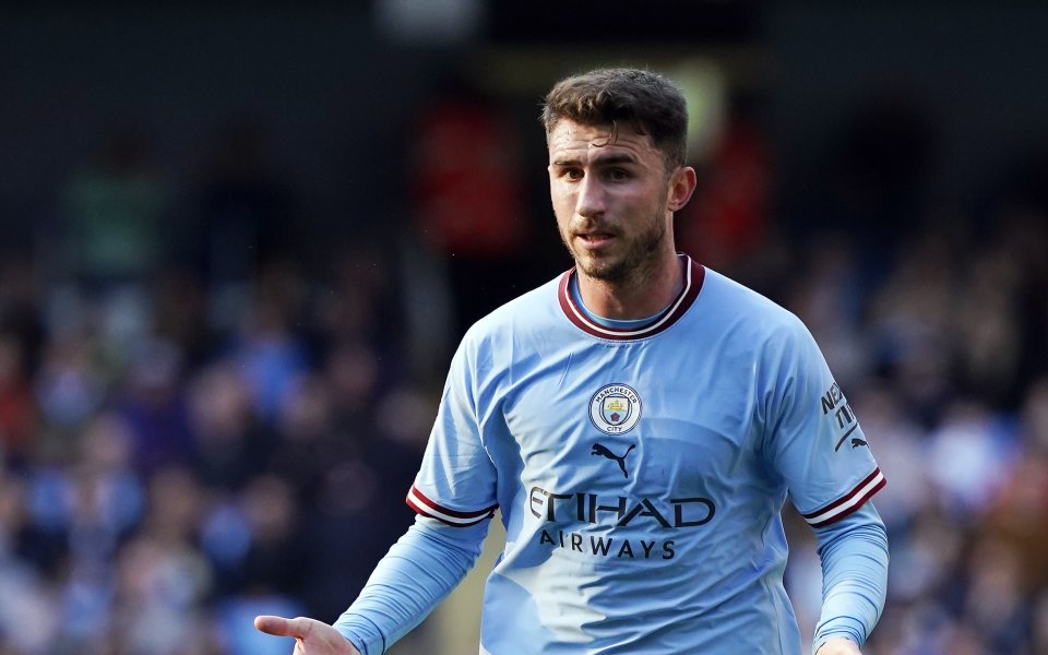 Манчестър Сити има желание да се раздели с Аймерик Лапорт