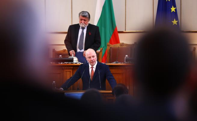 Желязков: Ако днес президентът издаде указ за съставяне на правителство, ще свикам заседание на парламента утре