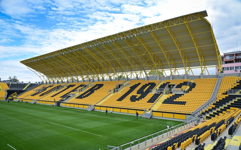 Има голям интерес към предстоящия мач между Ботев Пловдив и Левски