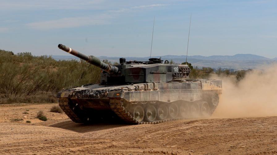 Нов украински танк „Франкенщайн“ за борба с руски дронове
