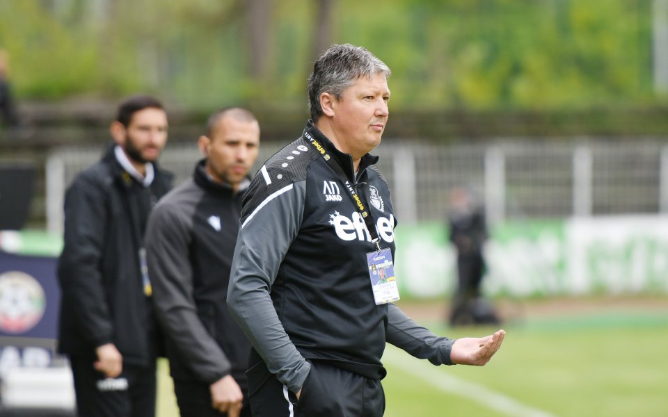 Днес в гостуването на Хебър на Локомотив (Сф), Любослав Пенев