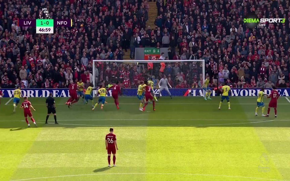 Ливърпул стартира ударно втората част и поведе в резултата само