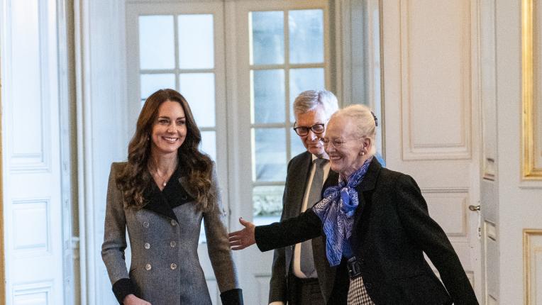 Снимки от момента, който стана хит в интернет: Кейт Мидълтън на посещение в Дания през 2022 г.