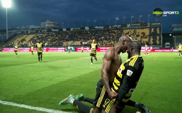 Арис - Олимпиакос 2:1 /репортаж/