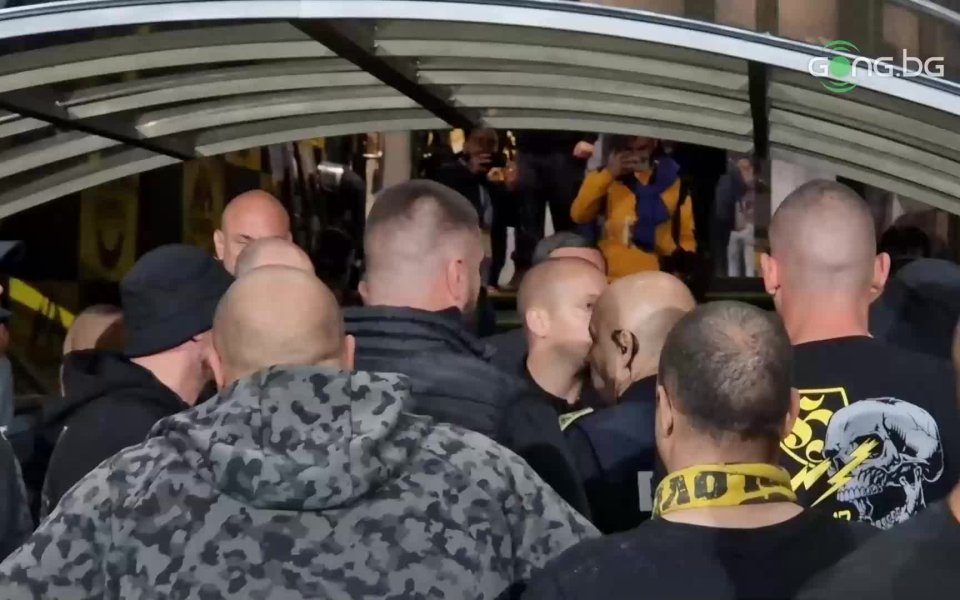 Вчера Ботев се завърна на стадион Христо Ботев след десет