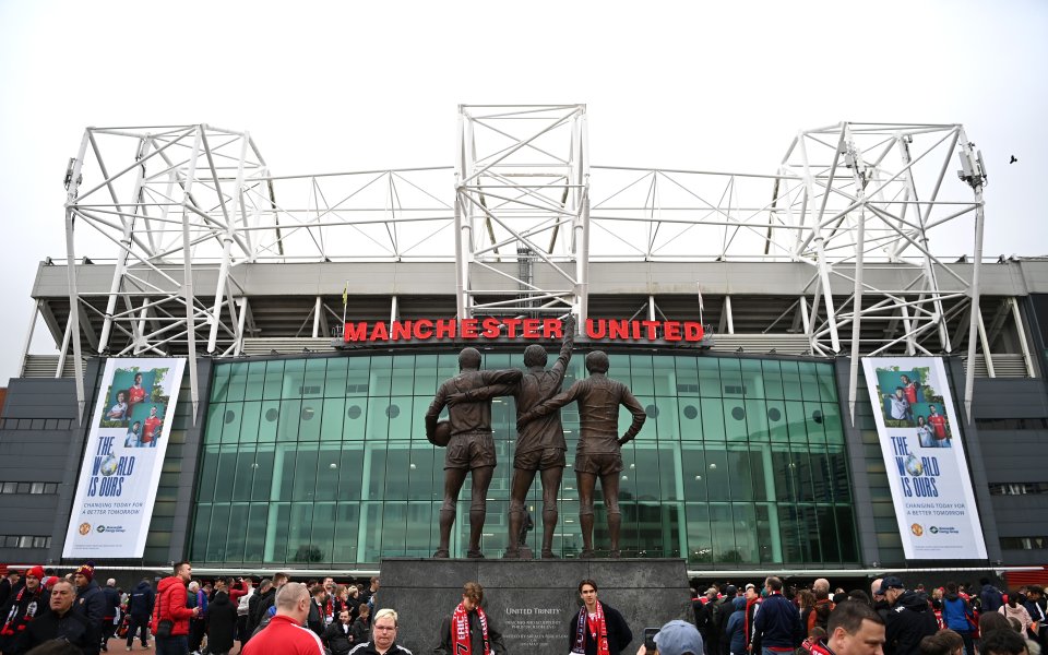 Манчестър Юнайтед посреща Астън Вила в мач от 34-я кръг