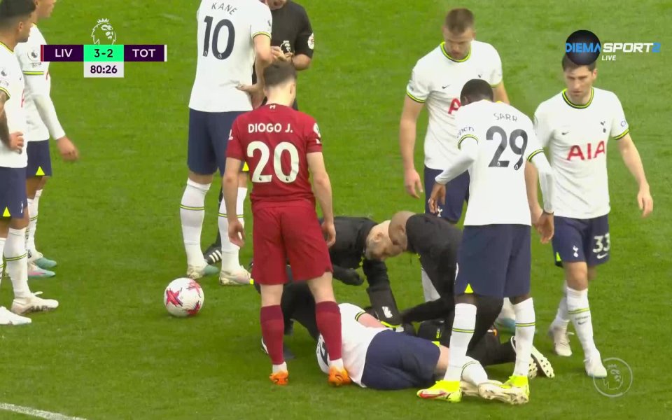 Диого Жота влезе много грубо в главата на Оливър Скип,