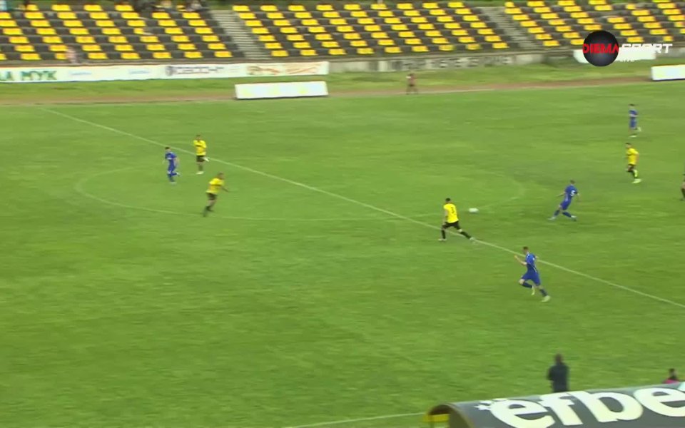 В 89-ата минута на Миньор и Струмска слава вторият асистент