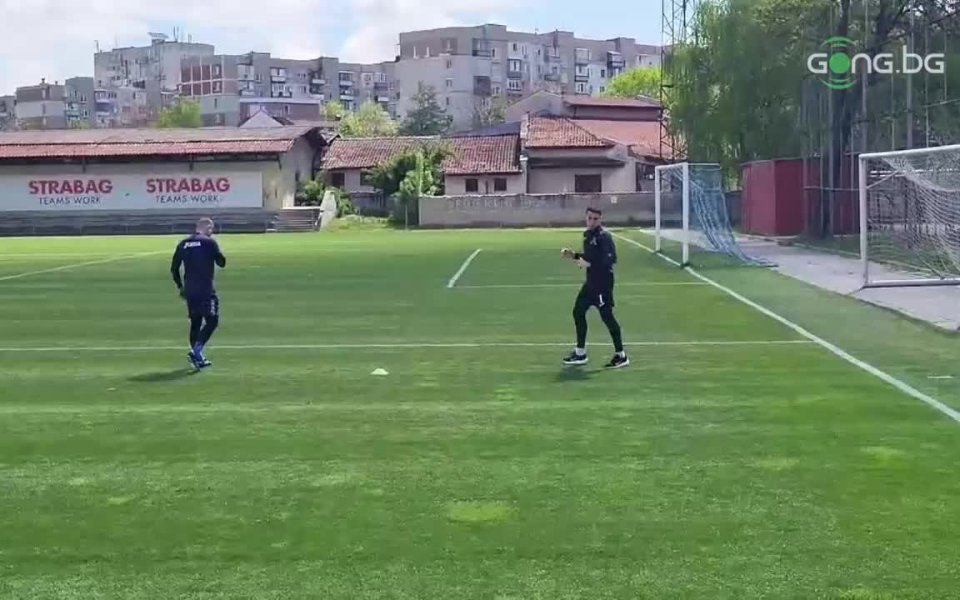 Левски проведе тренировка часове след успеха с 2:0 над Септември