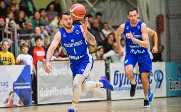 Васил Попов ще продължи да носи екипа на баскетболния Рилски