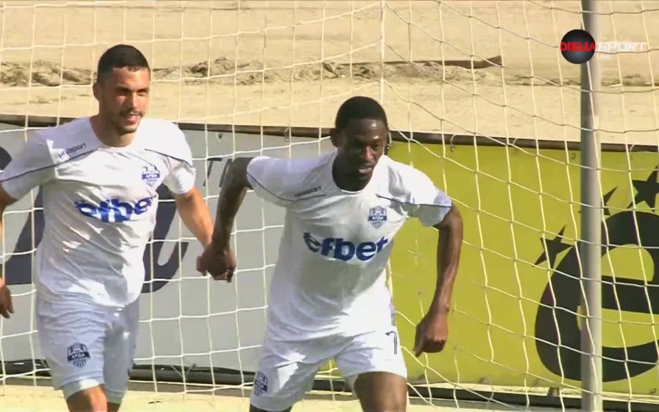 Абубакар Тунгара отбеляза на празна врата срещу Локомотив София, за