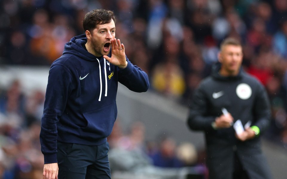 Временният мениджър на Тотнъм - Райън Мейсън, сподели, че е