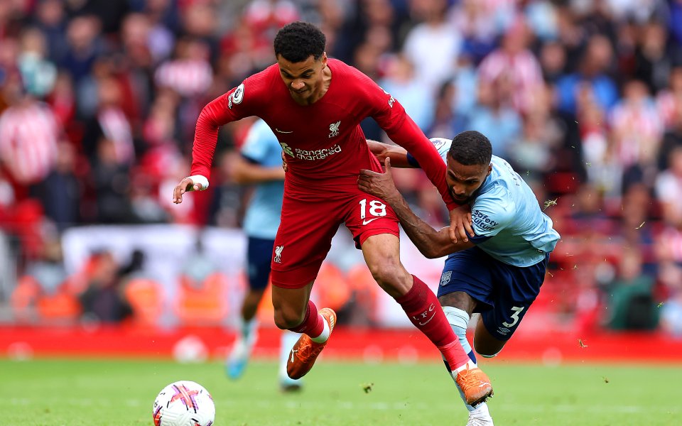 Ливърпул и Брентфорд играят при  в двубой от 35-ия кръг