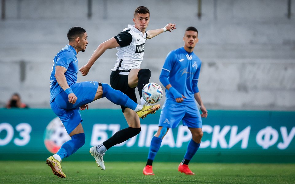 Локомотив Пловдив и Левски ще премерят сили в мач от