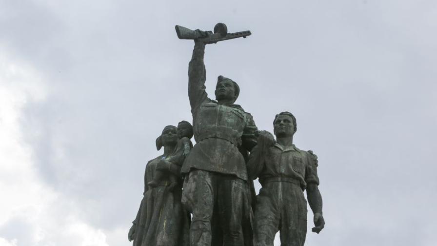 БОЕЦ свиква протест в София за демонтаж на Паметника на Съветската армия